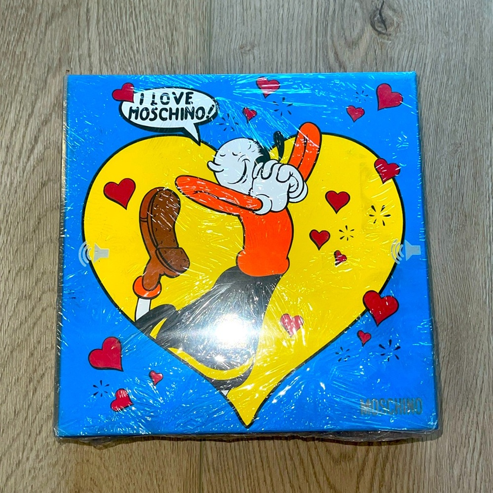 ❤️NEW!!!❤️ I love Moschino Bundle Set.